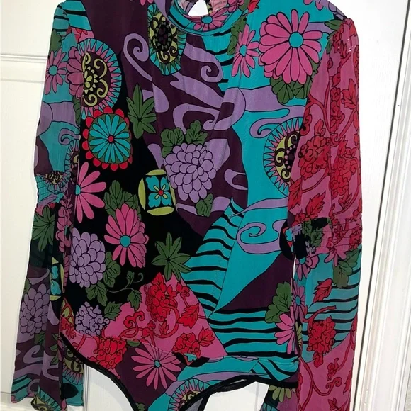 Bisou Bisou Pink Graphic Blouse Bisou Bisou Retro Floral Long Sleeve Bodysuit" - Picture 4 of 5
